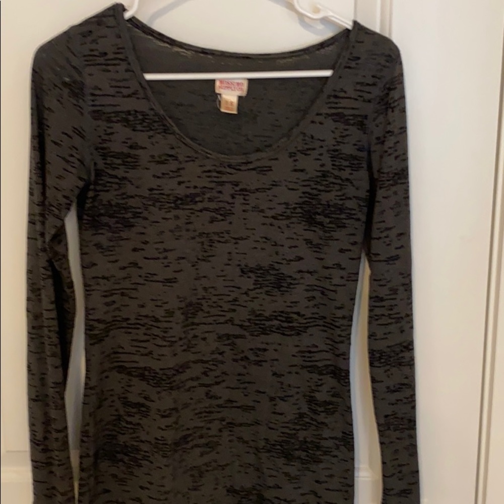 Long sleeve burn out top